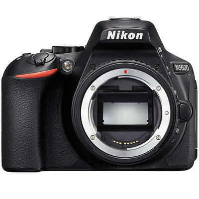 Nikon/尼D5600单反相机APS-C画幅